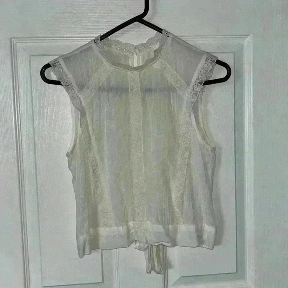 Victoria lace front tie back tank - Picture 2 of 5